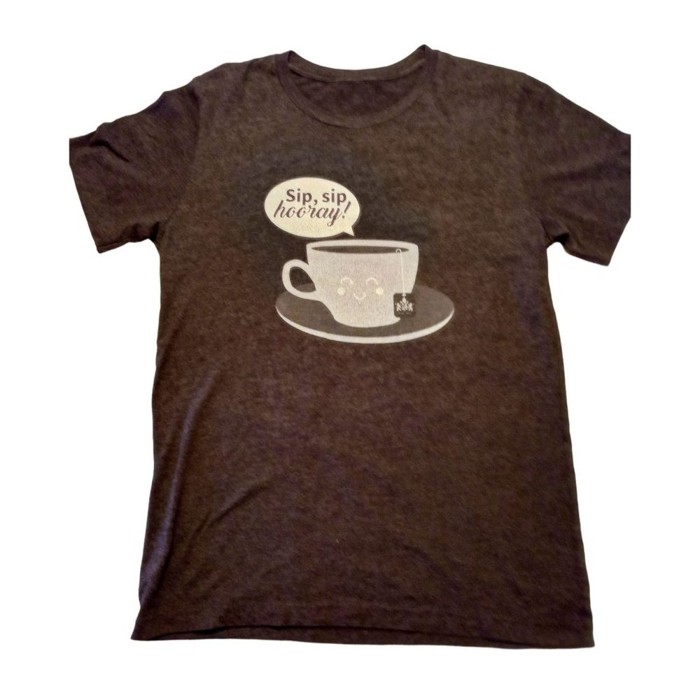 "SIP, SIP HOORAY!" Graphic Coffee Themed Gray T-shirt Size Small